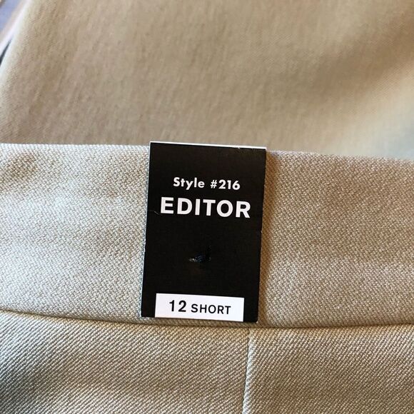 NWT! Express beige dress pants. - Picture 8 of 12
